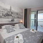 Luxury Beachfront Sea Queen - Willa *