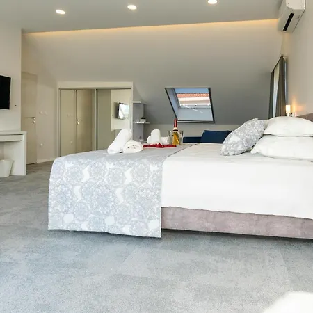 别墅 Luxury Beachfront Sea Queen -