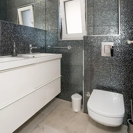 Luxury Beachfront Sea Queen - 别墅 Kaštela