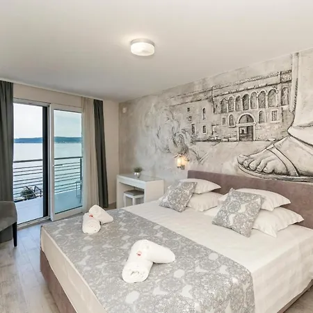 Luxury Beachfront Sea Queen - 别墅 *